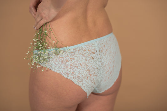 Women’s Low-Waist Panties Made of TENCEL™ Jersey and Recycled Lace - Mint