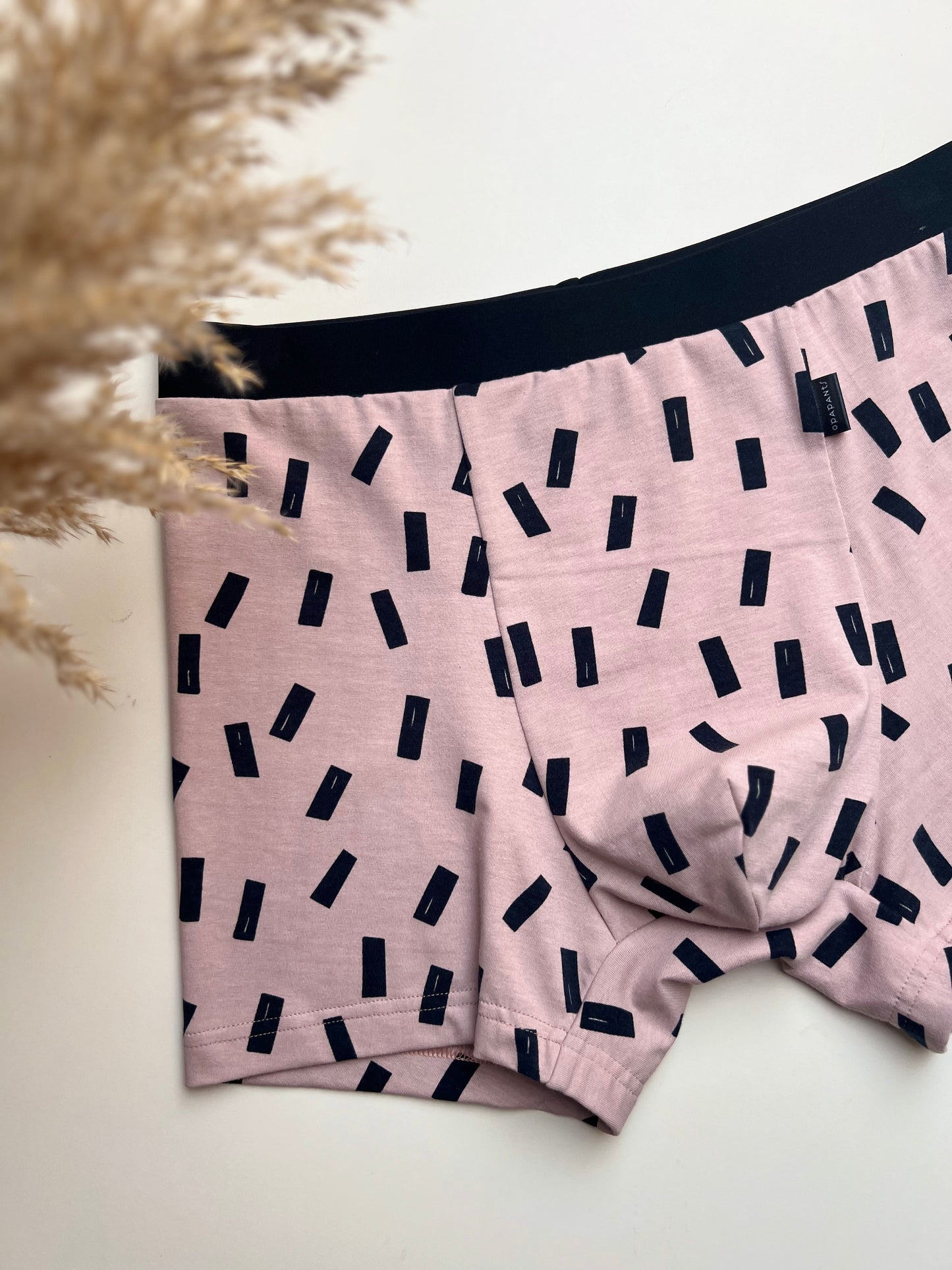 NEW model Men’s Seamless Organic Cotton Boxer – Powder Pink with Black Confetti