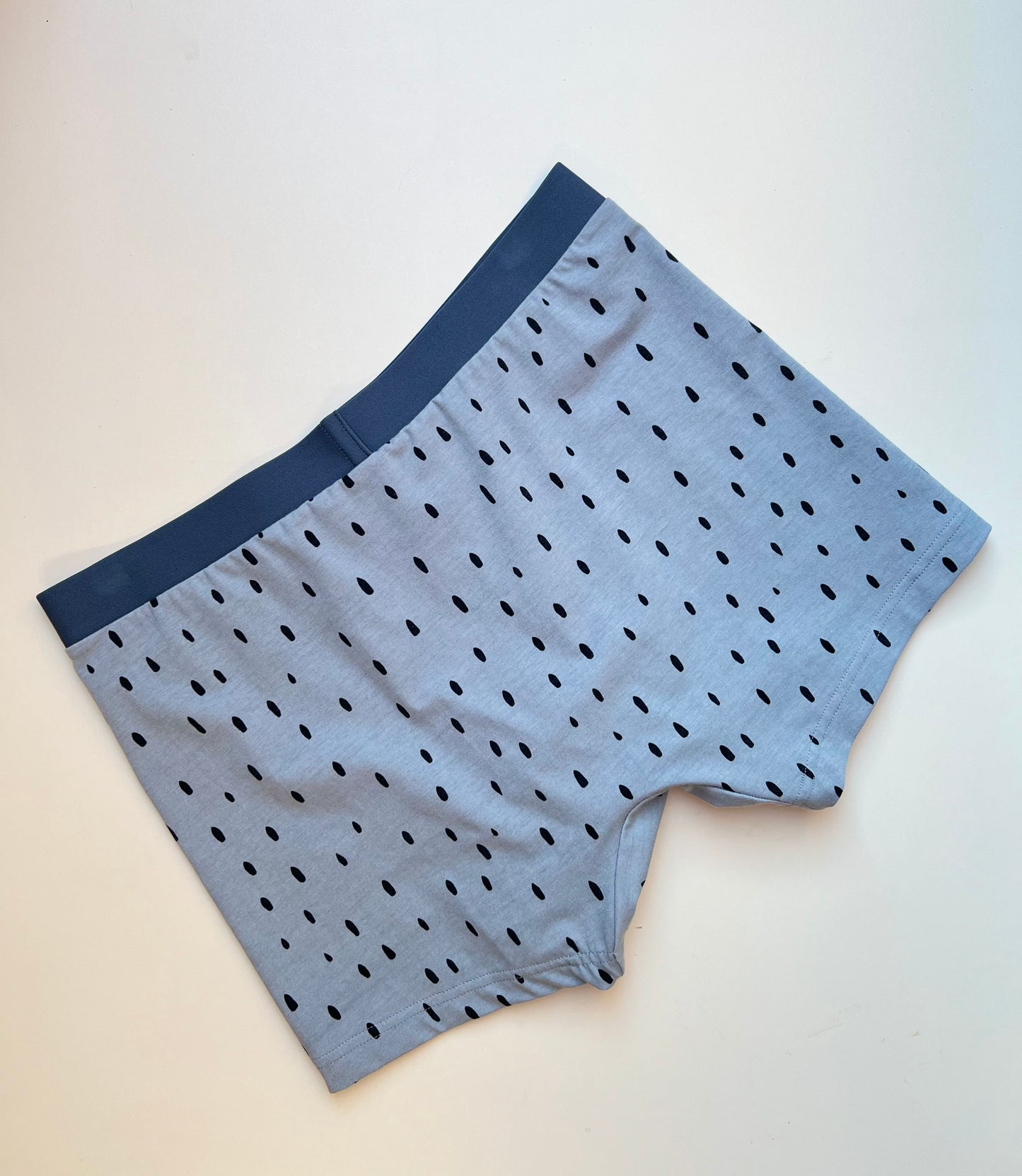 NEW model Men’s Seamless Organic Cotton Boxer – Smoky Denim Blue with Black Speckles I 2 options
