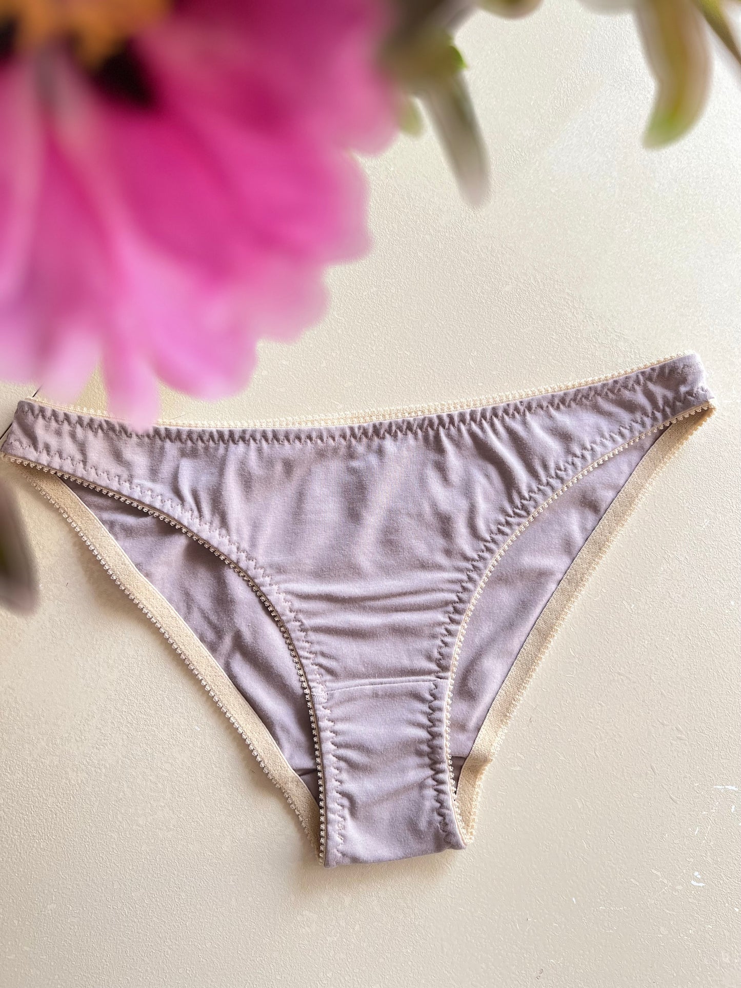 Women’s cotton low-waist panties – nude